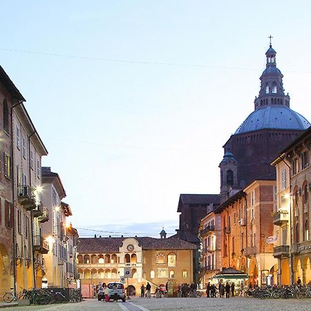 Blue Mind Apartment Pavia Exterior photo